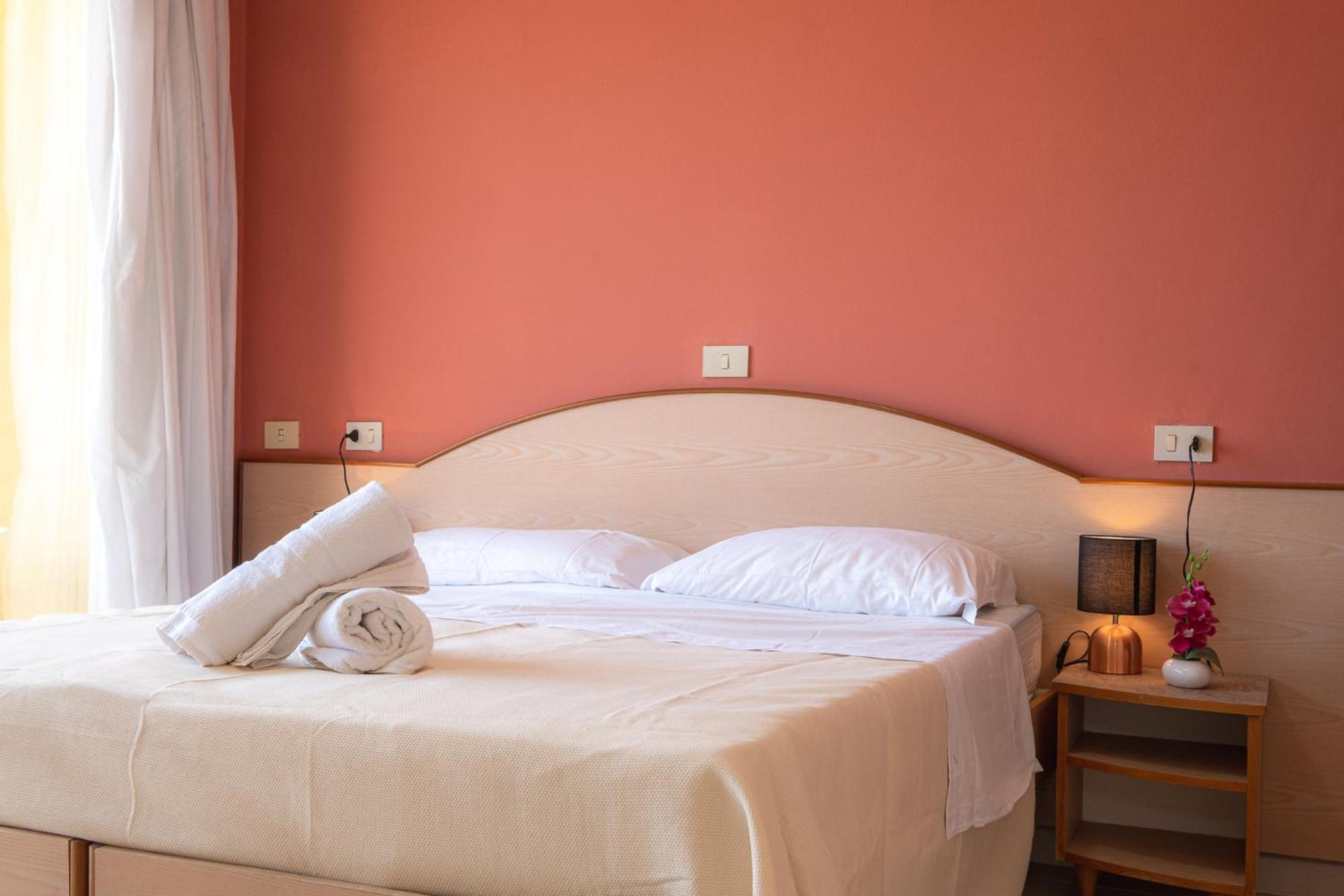 Hotel Crown Rimini Extérieur photo